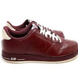 Nike Air Force 1 Dark Burgundy Leather: US 8